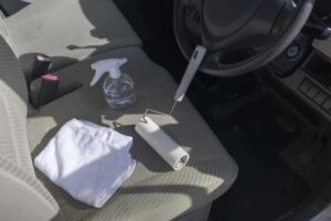 車内にある清掃道具