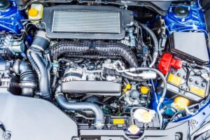 車のエンジン部分