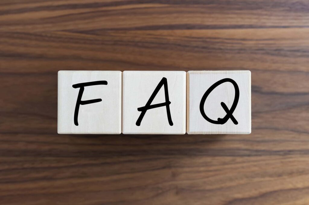 FAQの木製ブロック