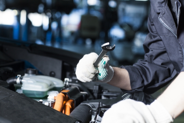 車の寿命の走行距離は 何年乗れる 走行距離の限界や年数の目安を解説